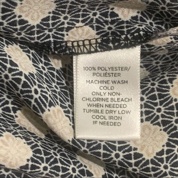 LOFT Gray Geometric Blouse, S - Picture 6 of 7